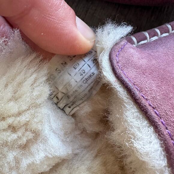 UGG Women's Ansley moccasin slippers - Picture 3 of 5